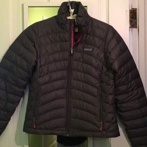 women’s patagonia puffer jacket